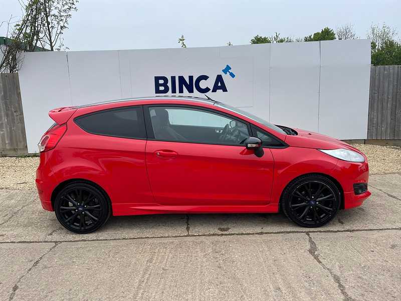FORD FIESTA ZETEC S RED EDITION - Image 19