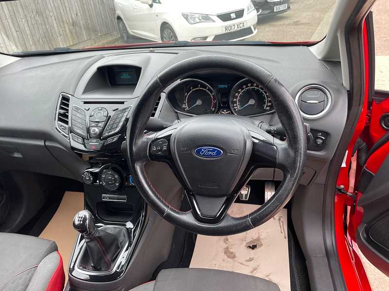 FORD FIESTA ZETEC S RED EDITION - Image 38